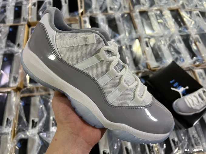 Chep Onekick Low Jordan Cement Air Grey AV2187-140 11 0711